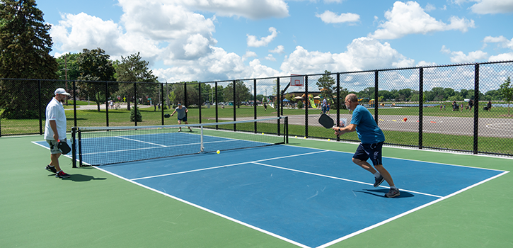 Outdoor pickleball game